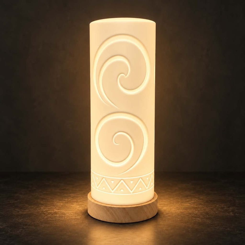 Large Tūhono Lamp